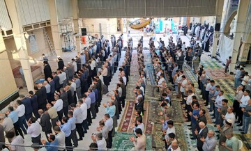 تصاویر/ اقامه نماز عید فطر در بندر ریگ