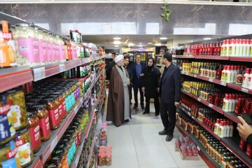 بازدید رئیس‌کل دادگستری استان یزد، از مراکز خرید و فروشگاه‌های سطح شهر
