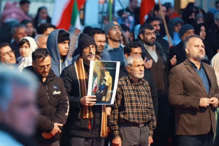 تحویل سال ۱۴۰۵ در سبزه میدان زنجان