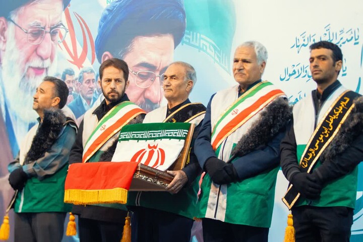تحویل سال ۱۴۰۵ در سبزه میدان زنجان