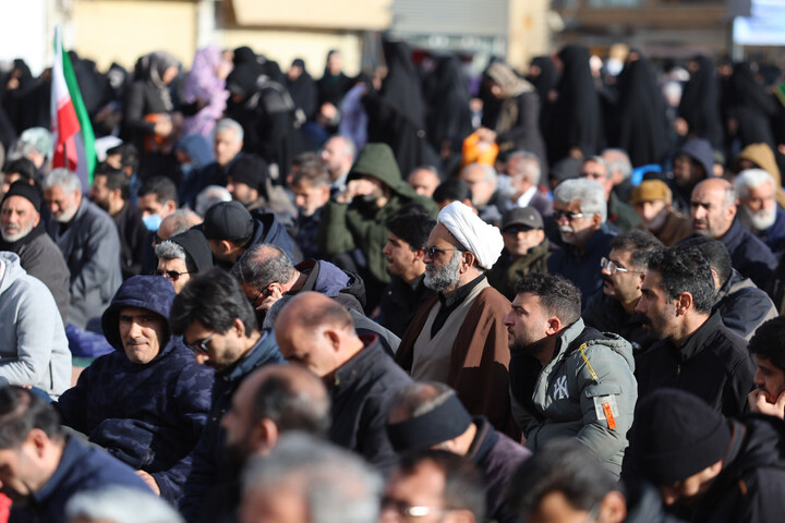 تصاویر / اقامه نماز عید فطر در همدان