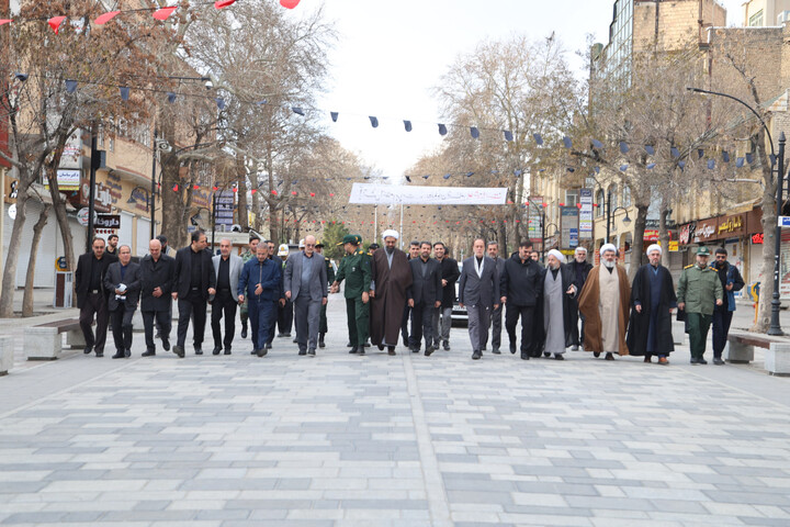 تصاویر / اقامه نماز عید فطر در همدان