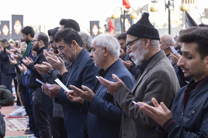 اقامه نماز عید فطر به امامت آیت الله ناصری