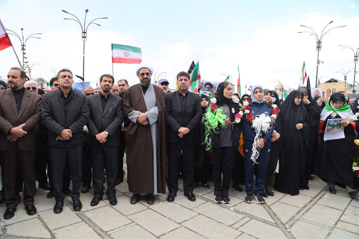 تصاویر / استقبال باشکوه همدان از بانوان فوتبالیست