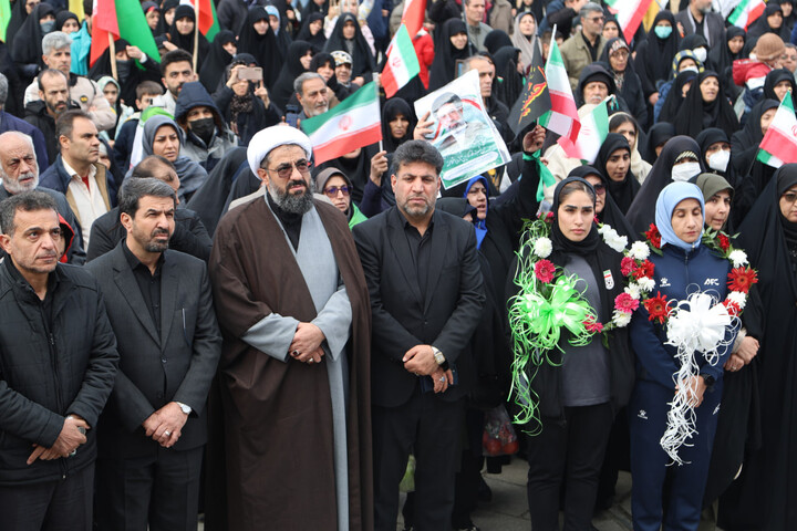 تصاویر / استقبال باشکوه همدان از بانوان فوتبالیست