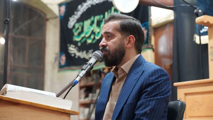 فیلم| اقامه ۱۴۸ امین سال نماز عیددفطر در مسجد نو بازار اصفهان