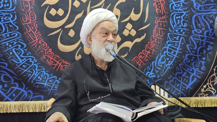 فیلم| اقامه ۱۴۸ امین سال نماز عیددفطر در مسجد نو بازار اصفهان