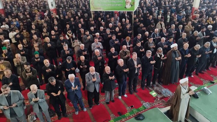 تصاویر/ نماز عید سعید فطر در مصلّای شهرستان بابل و به امامت حجت‌الاسلام والمسلمین مجتبی روحانی، امام جمعه این شهر برگزار گردید