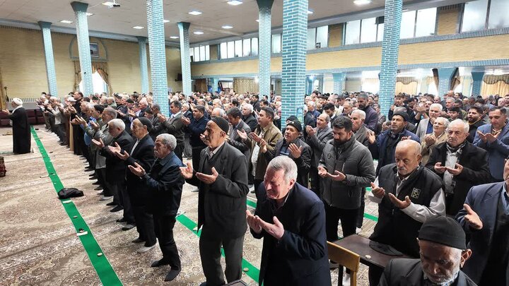 تصاویر/ نماز پرشکوه عید سعید فطر بخش نازلو و نوشین شهر