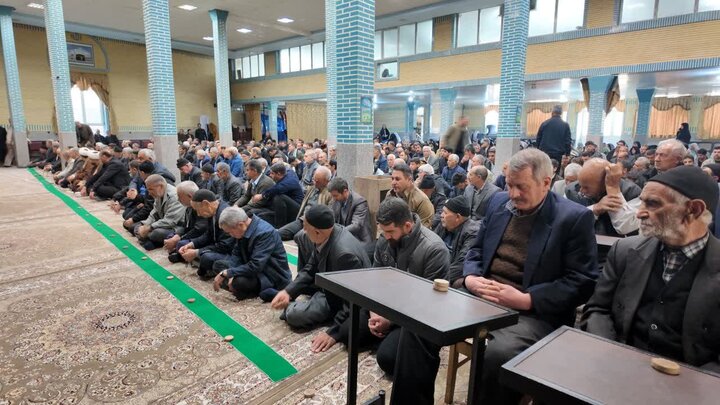 تصاویر/ نماز پرشکوه عید سعید فطر بخش نازلو و نوشین شهر
