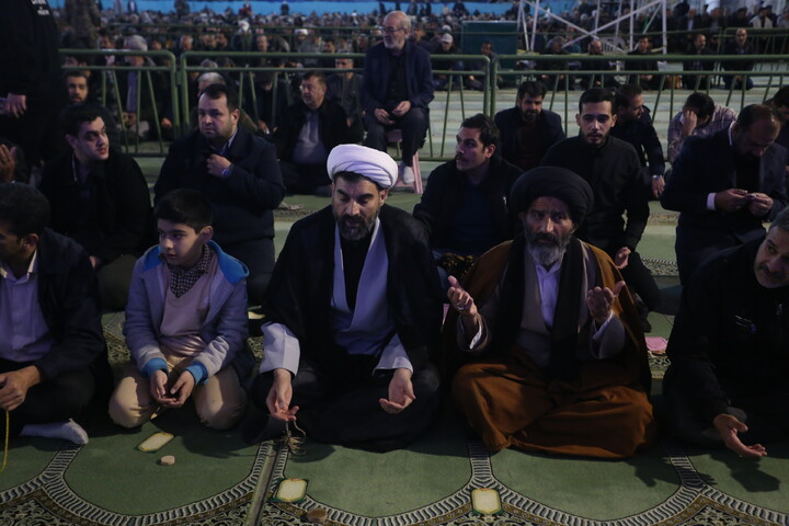 تصاویر / اقامه نماز عید سعید فطر در اصفهان