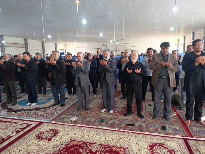 تصاویر/ اقامه نماز عید سعید فطر در شهر صفائیه