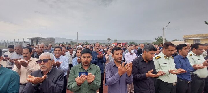 تصاویر/ اقامه نماز عید سعید فطر در شهر نودژ