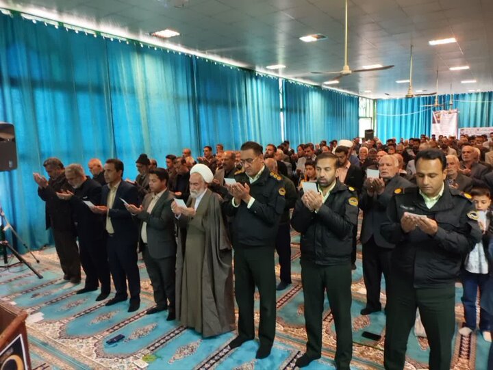 تصاویر/ اقامه نماز عید سعید فطر در شهر یزدان آباد