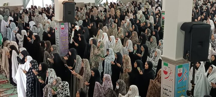 تصاویری از شکوه نماز عید فطر در ساوه