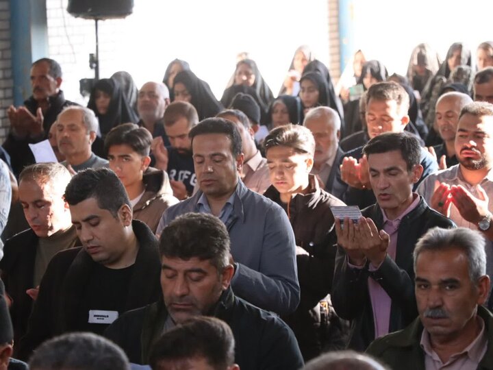 تصاویر/ اقامه نماز عید سعید فطر در شهر زید آباد