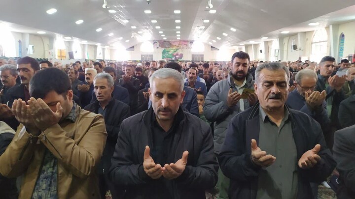 تصاویر/اقامه نماز عید فطر در شهرستان بهار