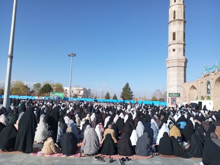 تصاویر/ اقامه عید سعید فطر در شهر بردسیر