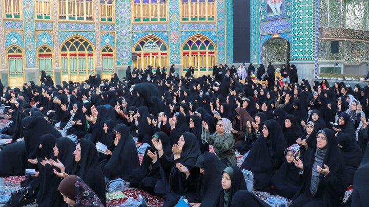 تصاویر/ نماز عید سعید فطردر آستان مقدس هلال بن علی(ع)آران وبیدگل