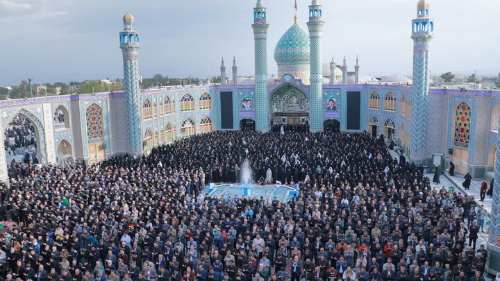 تصاویر/ نماز عید سعید فطردر آستان مقدس هلال بن علی(ع)آران وبیدگل