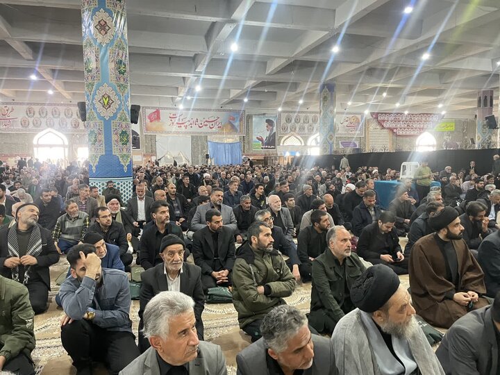 تصاویر/ نمازباشکوه عید سعید فطردر کاشان