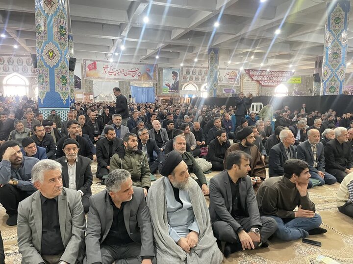 تصاویر/ نمازباشکوه عید سعید فطردر کاشان