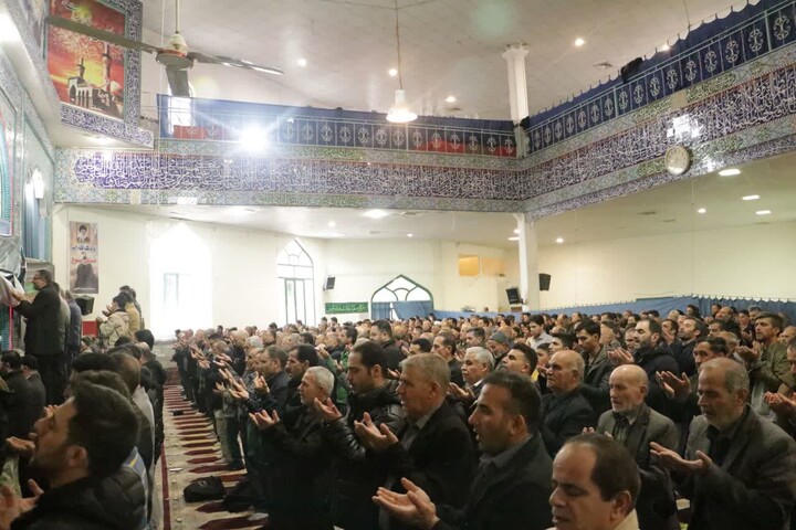 تصاویر / اقامه نماز عید سعید فطر در لالجین