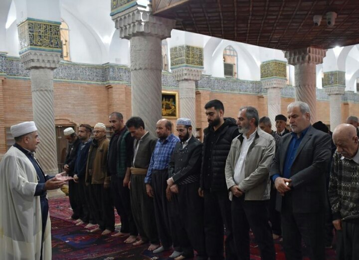 تصاویر/اقامه نماز عید سعید فطر در استان کردستان