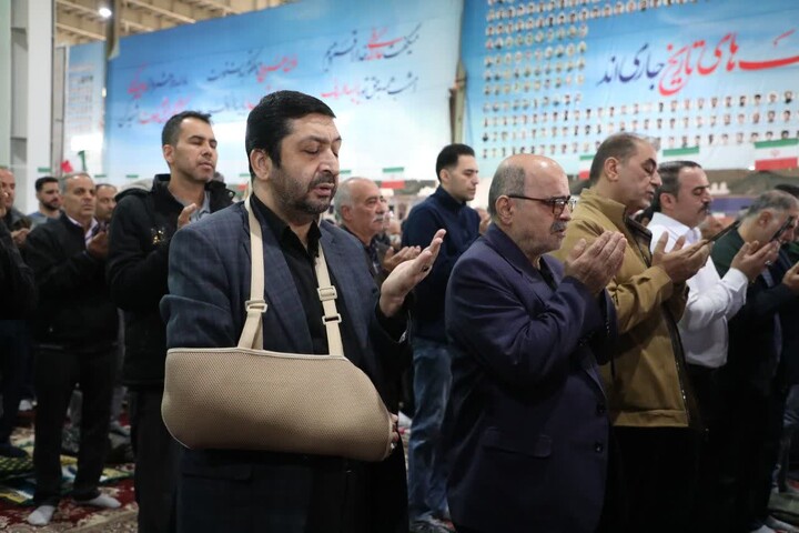 تصاویر/ اقامه نماز عید سعید فطر در مصلی امیرالمؤمنین علی(ع) سمنان