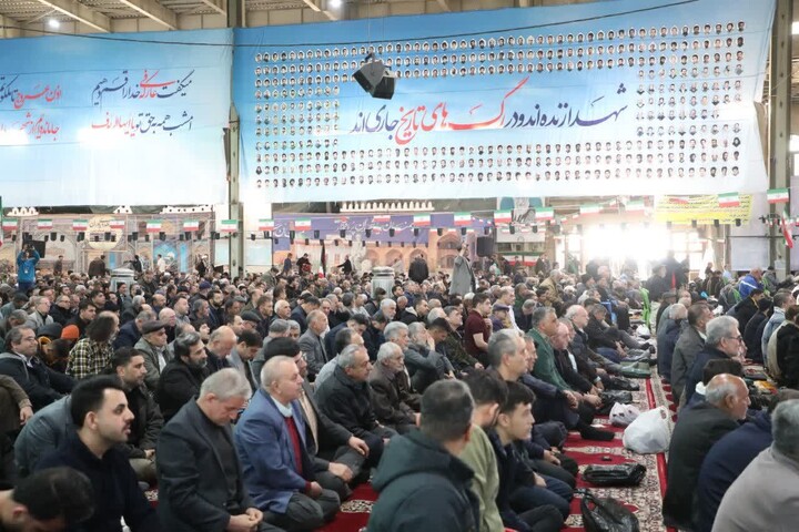 تصاویر/ اقامه نماز عید سعید فطر در مصلی امیرالمؤمنین علی(ع) سمنان