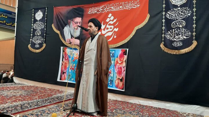 تصاویر/اقامه نماز عید فطر در خمین