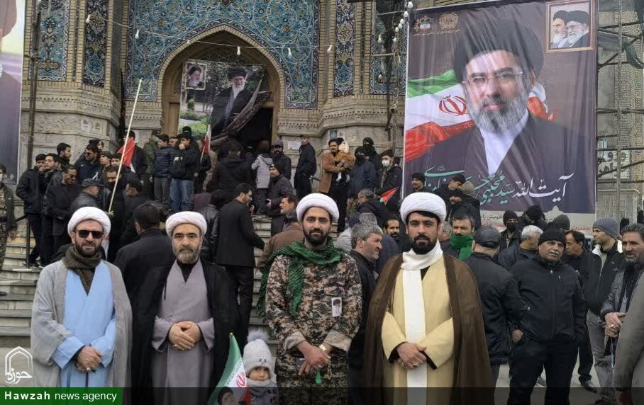 حضور فعال طلاب در عرصه‌های اجتماعی اعتمادآفرین است/ مشارکت ۵۰ طلبه شاندیزی در تجمعات مردمی