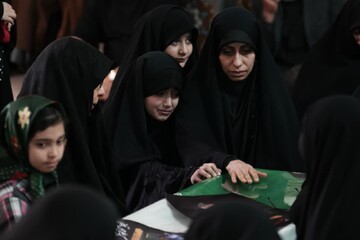 تصاویر/  مراسم وداع با سرلشکر شهید دکتر علی‌محمد نائینی و خانواده شهیدان میرزایی