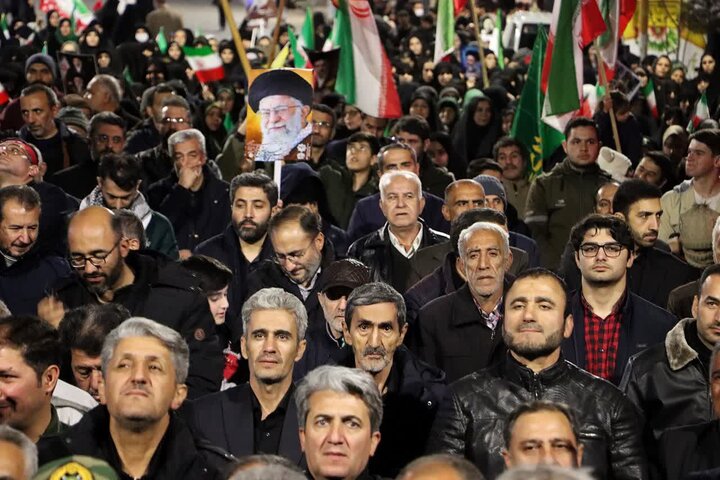 تصاویر/ بیست و یکمین شب میثاق سلماسی ها با امام شهید امت و بیعت با رهبر انقلاب اسلامی