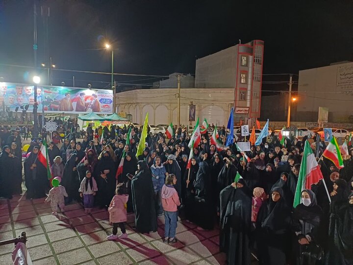تصاویر/بیستمین و یکمین گردهمایی مردم شهرستان مامونیه در میدان امام حسین (ع)