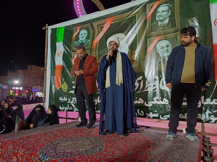تصاویر/بیستمین و یکمین گردهمایی مردم شهرستان مامونیه در میدان امام حسین (ع)