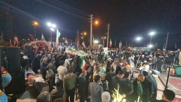 تصاویر/ استقبال و وداع با شهید جنگ رمضان در گناوه