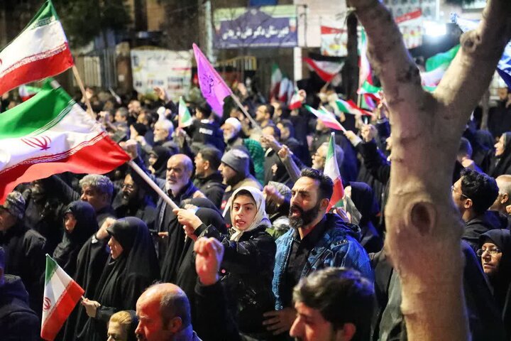 تصاویر/ وداع با پیکر پاک ۵ شهید تجاوز رژیم صهیونیستی و آمریکای جنایتکار به سمنان