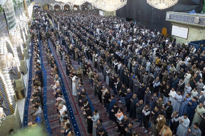 برپایی نماز عید فطر در حرم حضرت اباالفضل العباس (علیه السلام)