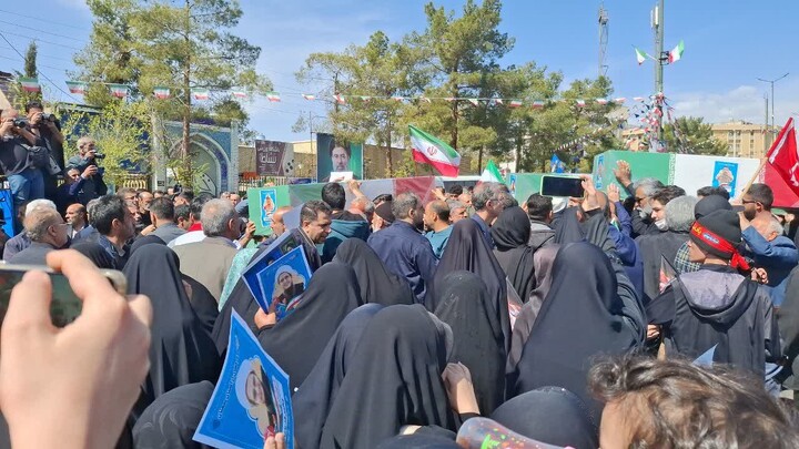 تصاویر/ تشییع پیکر پاک ۵ شهید جنگ رمضان در سمنان