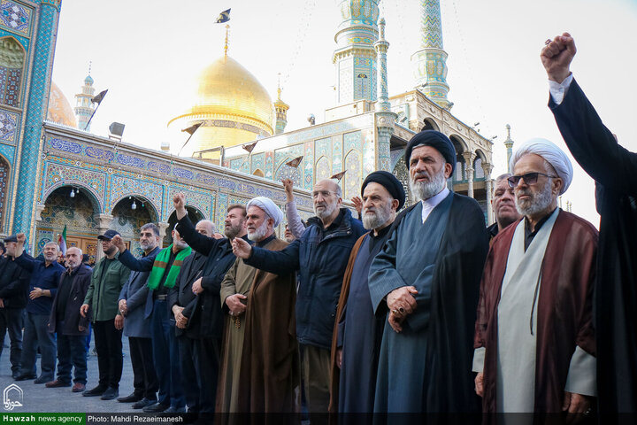 Photos/Témoignage d’unité et de douleur : Funérailles nationales du Dr. Ali Larijani et de son fils à Qom