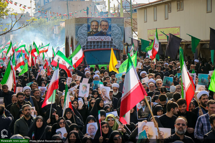 Photos/Témoignage d’unité et de douleur : Funérailles nationales du Dr. Ali Larijani et de son fils à Qom