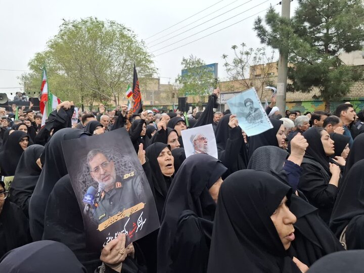 تصاویر/ مراسم تشییع با شکوه سرلشکر شهید دکتر علی‌محمد نائینی درکاشان