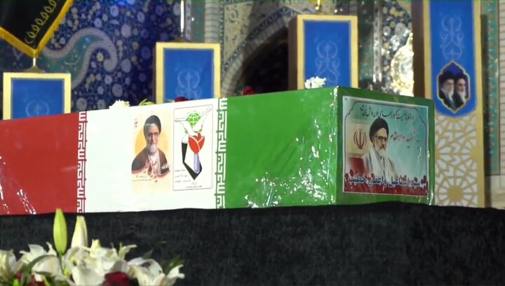 تصاویر/وداع با شهید حجت الاسلام والمسلمین  خطیب(ره) در حرم مطهر رضوی