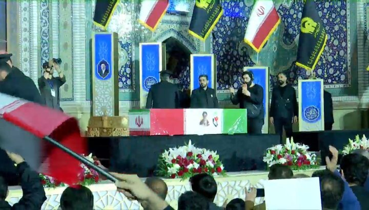 تصاویر/وداع با شهید حجت الاسلام والمسلمین  خطیب(ره) در حرم مطهر رضوی