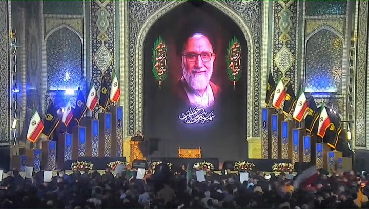 تصاویر/وداع با شهید حجت الاسلام والمسلمین  خطیب(ره) در حرم مطهر رضوی