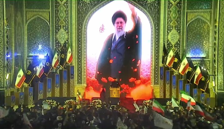 تصاویر/وداع با شهید حجت الاسلام والمسلمین  خطیب(ره) در حرم مطهر رضوی