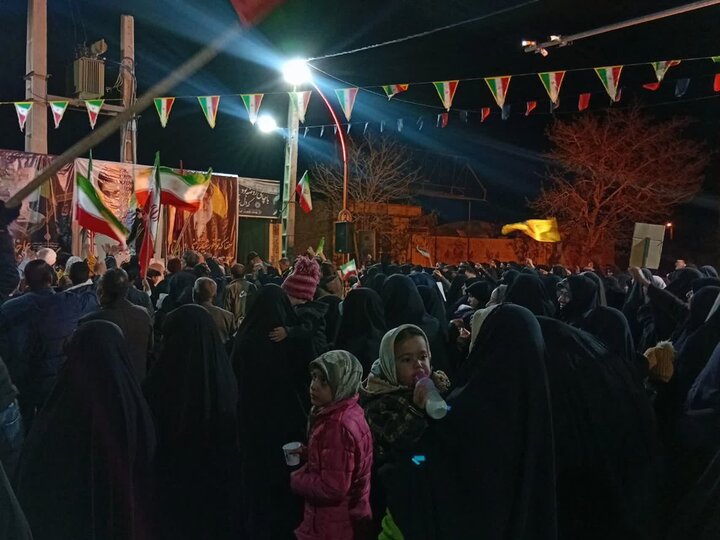 تصاویر/تجمع شبانه در شهر محی آباد