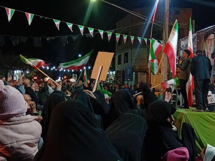 تصاویر/تجمع شبانه در شهر محی آباد