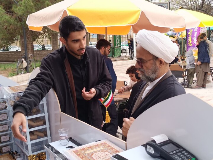 تصاویر/کافه رستوران بهشتی در مصلی کرمان